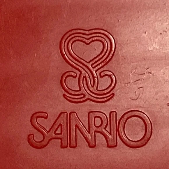 Sanrio Vintage Hello Kitty Collectors Pencil Box | Color: Red | 1976 - Picture 7 of 7